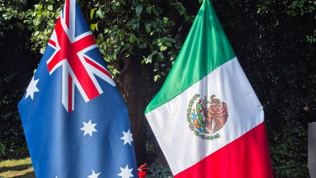Las banderas de Australia y México. Las banderas de Australia y México.