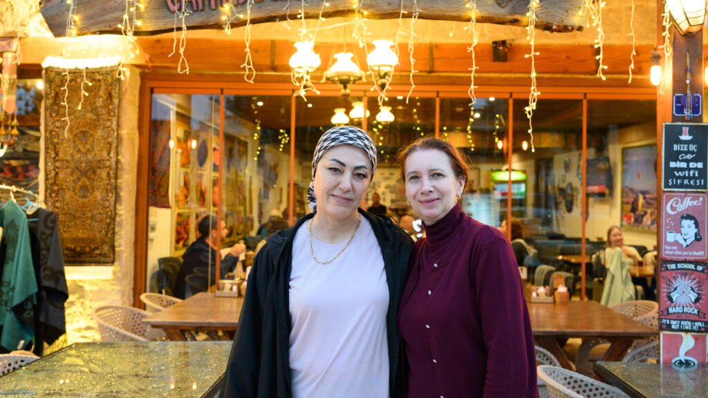 "Capadocia Cuisine", un restaurante que preserva con esmero los sabores tradicionales de Anatolia y ofrece una experiencia culinaria inolvidable. "Capadocia Cuisine", un restaurante que preserva con esmero los sabores tradicionales de Anatolia y ofrece una experiencia culinaria inolvidable.