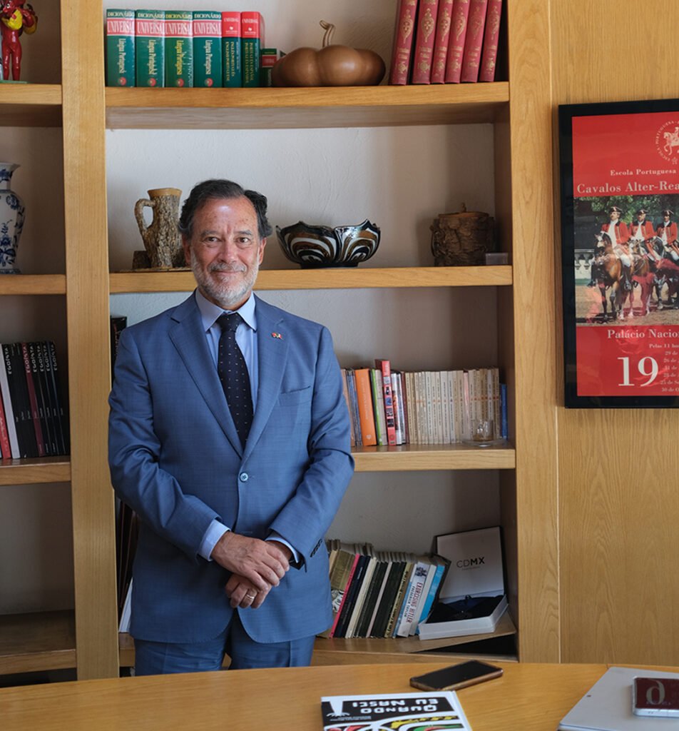 Excmo. Sr. Manuel Carvalho, embajador de Portugal Excmo. Sr. Manuel Carvalho, embajador de Portugal