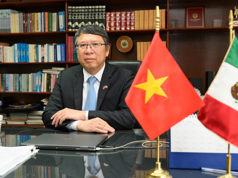EXCMO. SR NGUYEN VAN HAI, EMBAJADOR DE LA REPÚBLICA SOCIALISTA DE VIETNAM EN MÉXICO