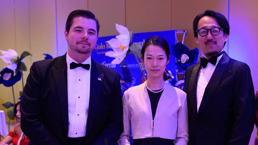 Maya y Chiaki Kobayashi.