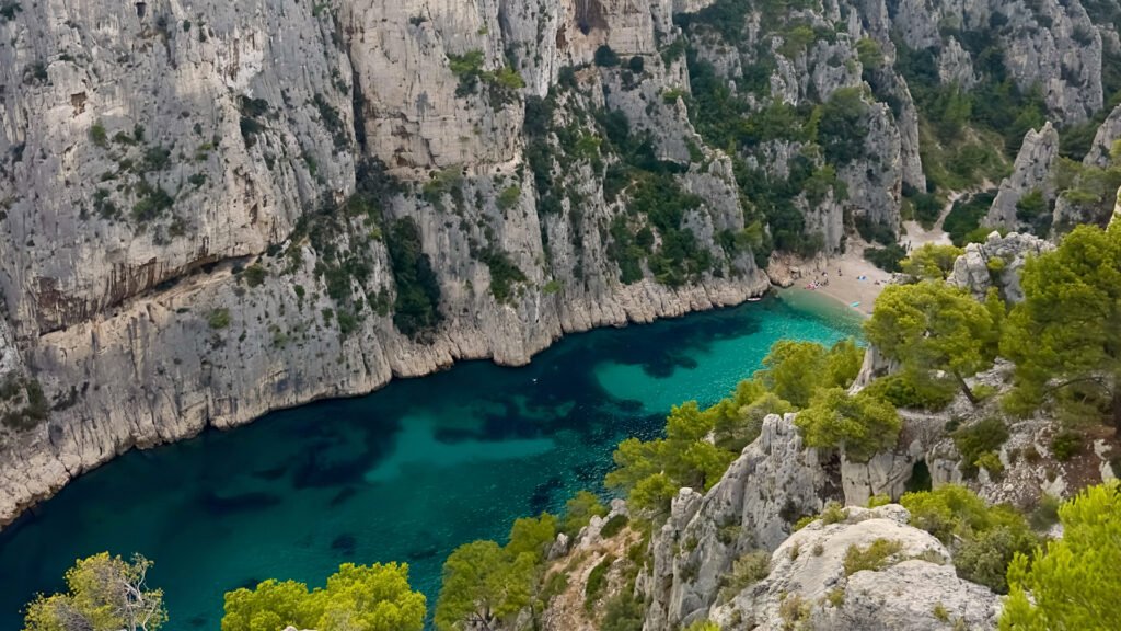 La calanque d’En-Vau, joya del Parque Nacional de Calanques.