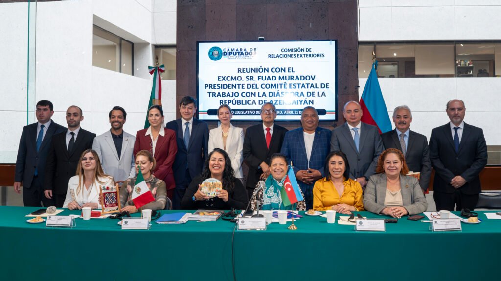 Reunión de la delegación de Azerbaiyán con el presidente de la Comisión de Relaciones Exteriores de la Cámara de Diputados de los Estados Unidos Mexicanos, diputado Pedro Vázquez González, y miembros de la Comisión