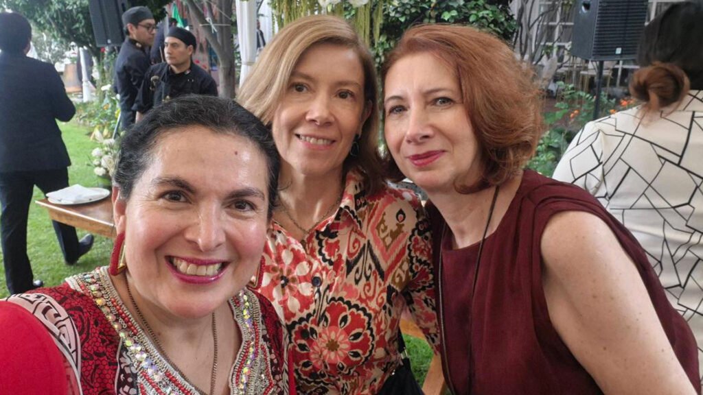 Aribel Contreras, Pilar Piñero y Carmen Mihalascu. Aribel Contreras, Pilar Piñero y Carmen Mihalascu.